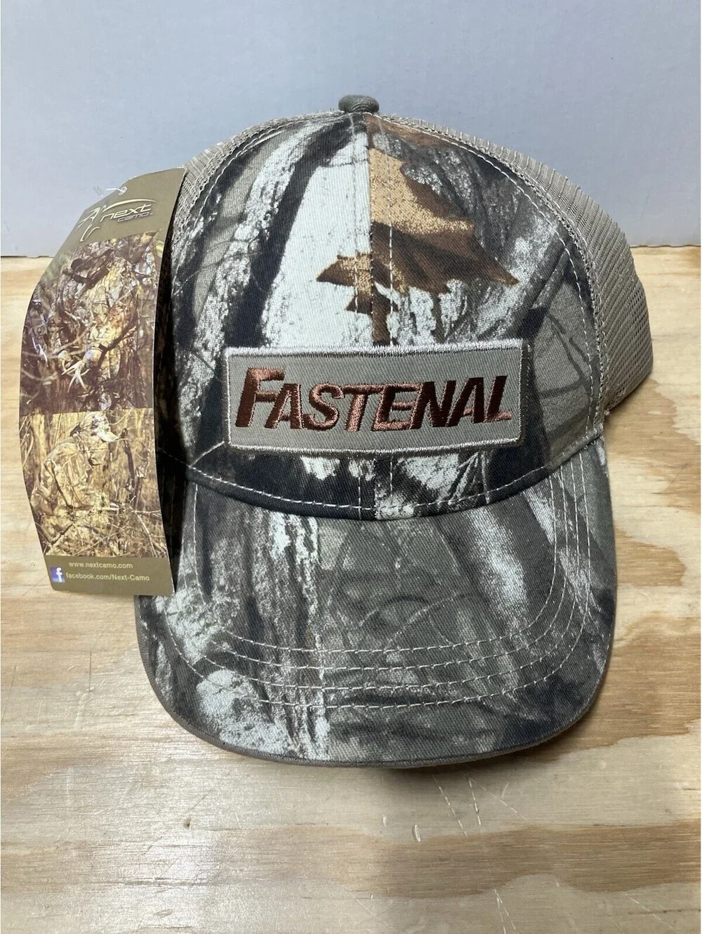 Fastenal Classic MENS Snap Back Trucker Hat Cap Camouflage Outdoor Hunt NWT